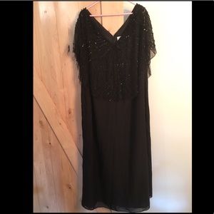 Plus size black dress